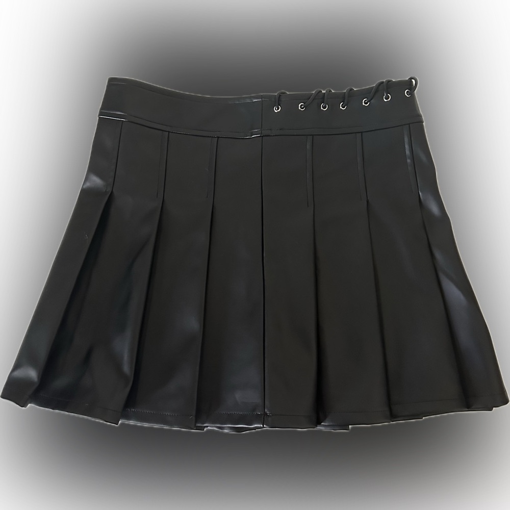Missguided Black Skater Mini Skirt